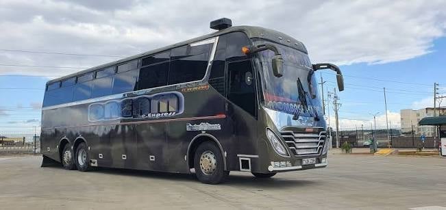 Buscar Classic coach on the Nairobi to Kisumu route