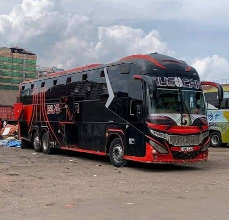 Buscar Executive coach on the Eldoret to Busia route